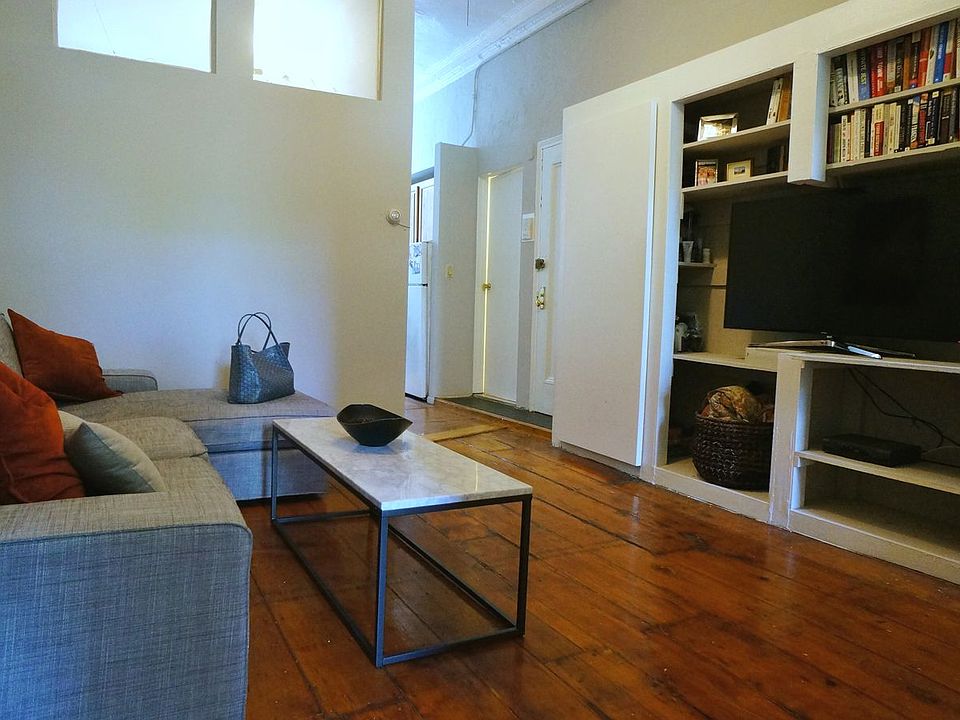 1st image of 548 Laguardia Pl APT 2