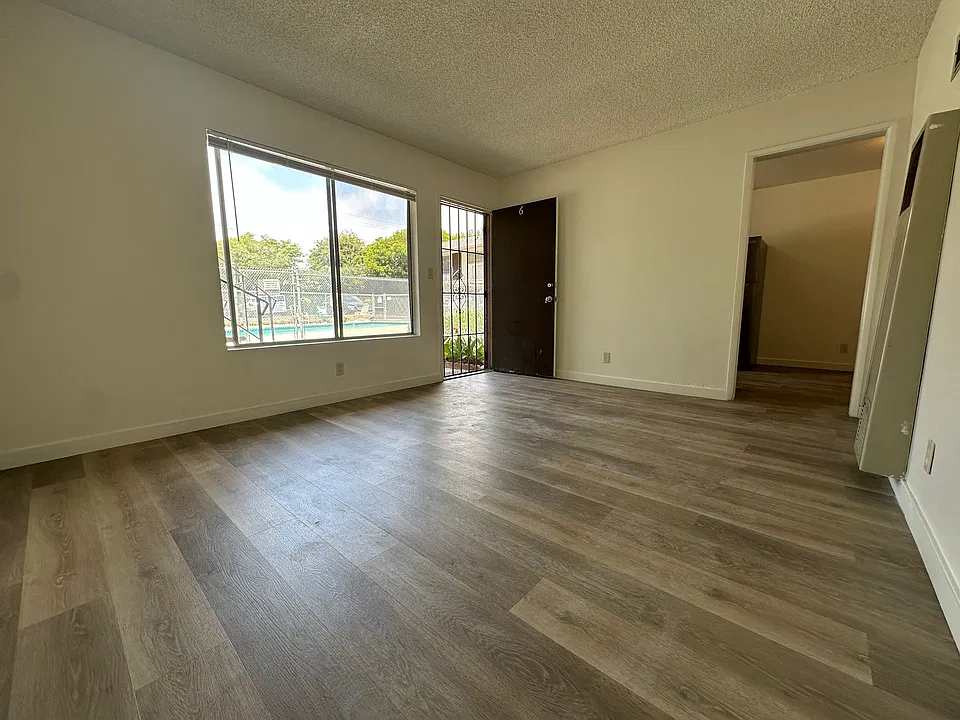 3458 Richland Dr #7