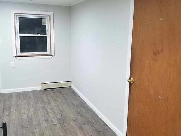 3rd image of 44A Liberty Ave
