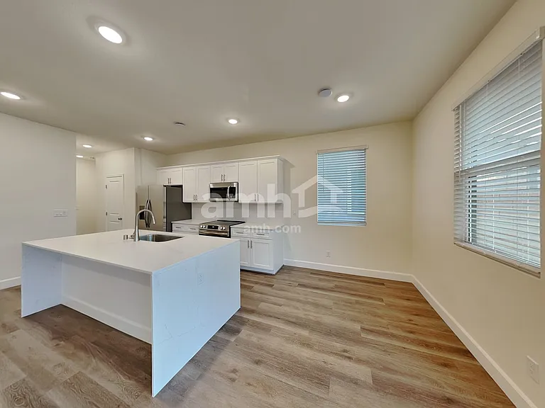 8876 Dwarf Chin Ave — Photo 5