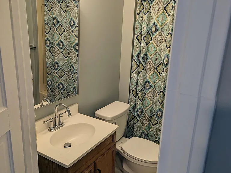 110 W Onota St #2 — Photo 8