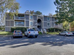 1016 Autumn Woods Ln, Virginia Beach, VA 23454