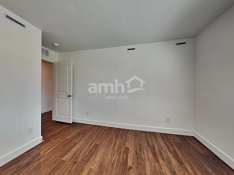 2726 Fierce Star Ave — Photo 21