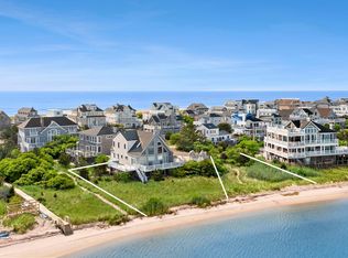 8 Dune Ln #10, Westhampton Beach, NY 11978