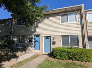 2206 Gingell Pl, Herndon, VA 20170