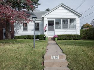 514 E Dover Ct, Davenport, IA