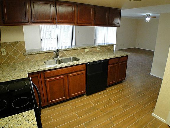 3rd image of 14911 Wunderlich Dr APT 2105