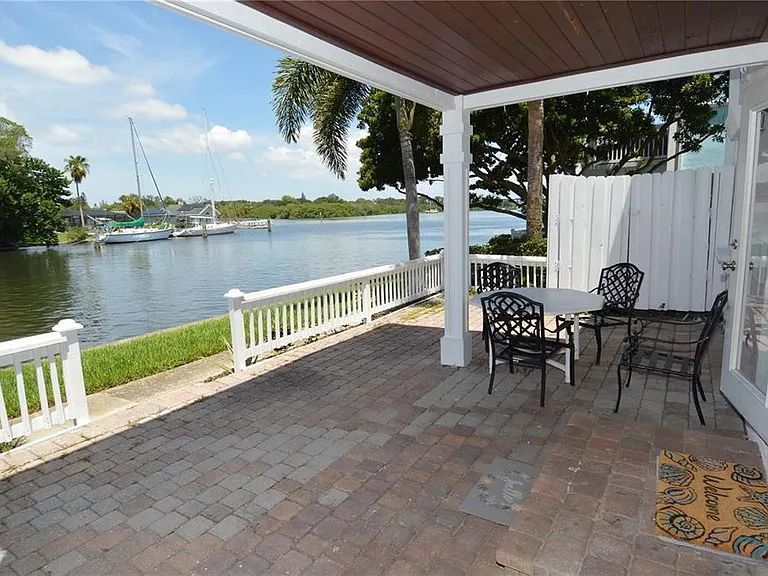 3873 Pompano Dr SE #B — Photo 47