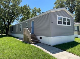 120 Mellott St, Edwardsville, KS 66113