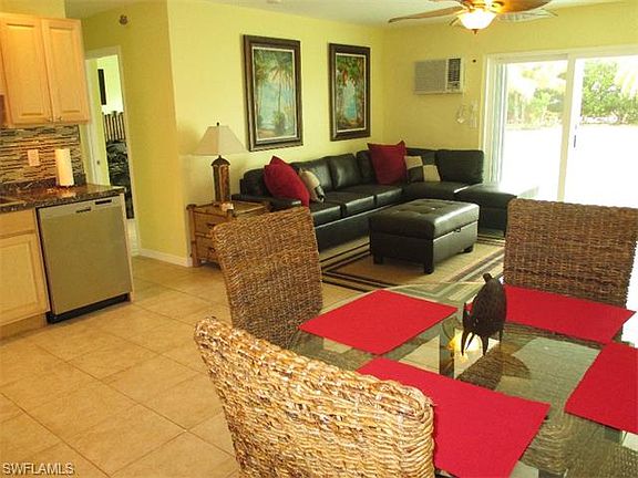 4th image of 721 W Ocean Dr Unit 11