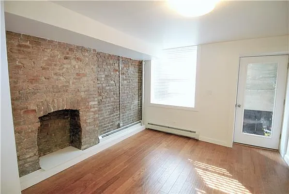 Rented by R New York | media 26