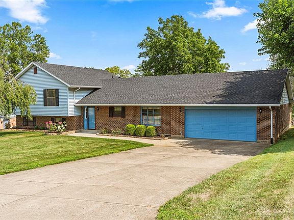 2nd image of 3694 Aftonshire Dr