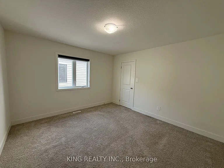 1612 Capri Cres #UPPER — Photo 18
