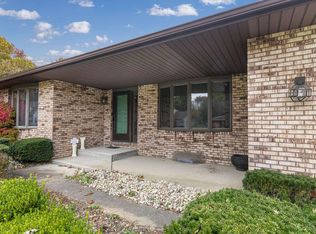 51189 Shady Ln, Elkhart, IN 46514