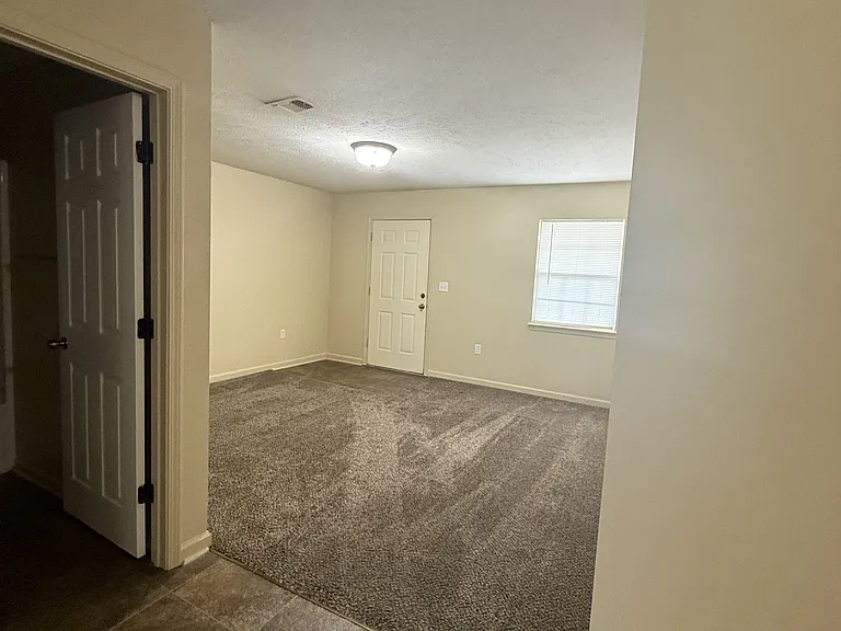 808 Highway 278 W #11E — Photo 2