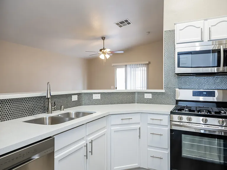 5285 Mineral Lake Dr — Photo 6