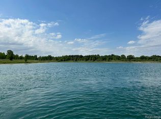 13563 S Twelve Mile Rd, South Lyon, MI 48178