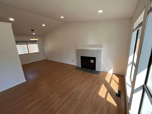 4th image of 12206 NE 139th Pl