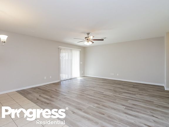 3rd image of 1209 W Desert Seasons Dr