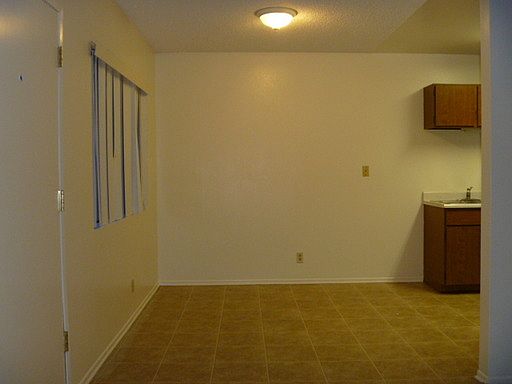 2nd image of 323 Lolita Ln APT 18