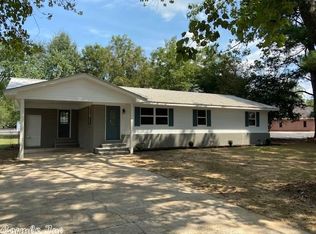 515 S Cypress St, Beebe, AR 72012
