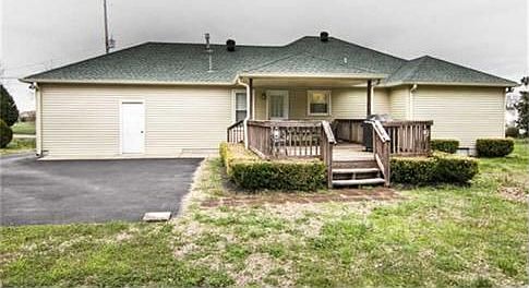 4th image of 4115 Higdon Dr