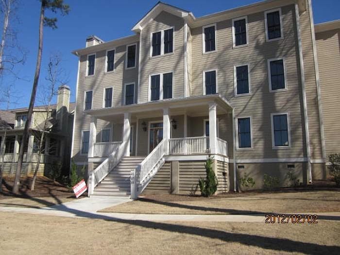 Oak Grove Condo Complex