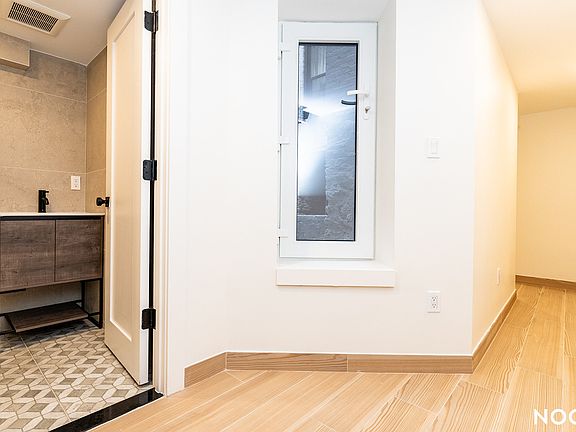 5th image of 43 Kingston Ave #1C