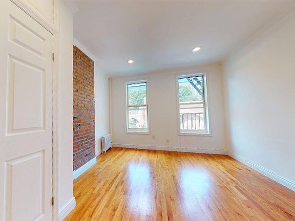 3rd image of 84 Bradhurst Ave #3FL1