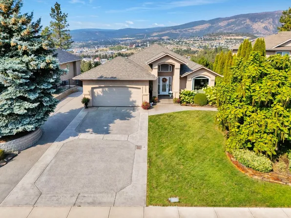 3482 Ridge Blvd, West Kelowna, BC V4T 2V5