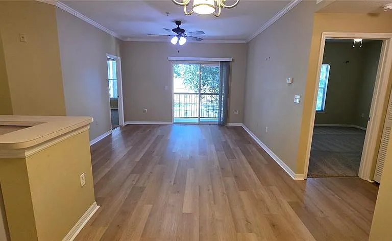 5618 Pinnacle Heights Cir #211 — Photo 9