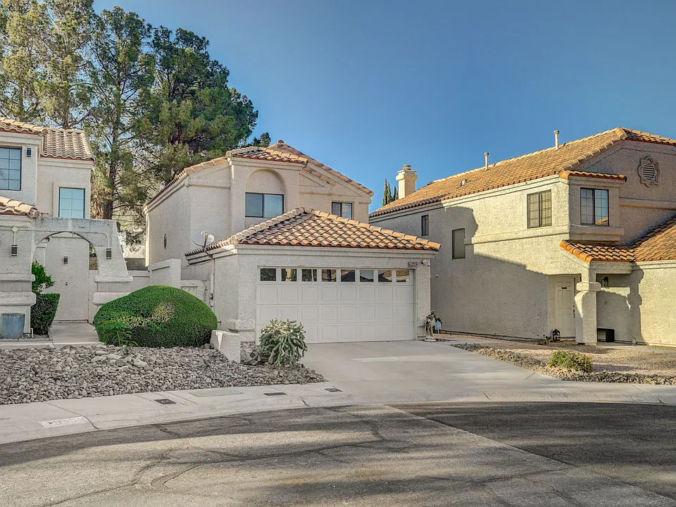 9548 Wooden Pier Way