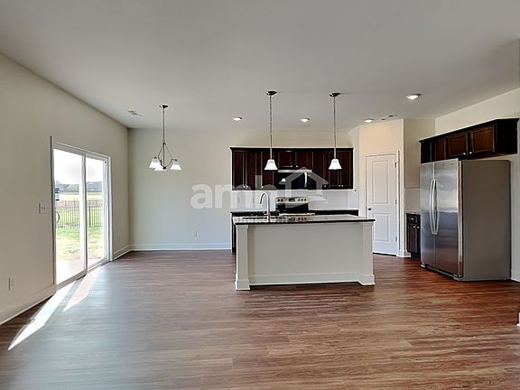 4th image of 604 Drema Ct