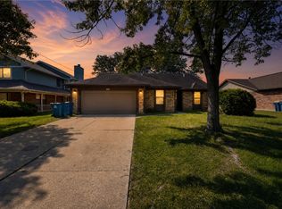 6522 Shull Rd, Dayton, OH 45424