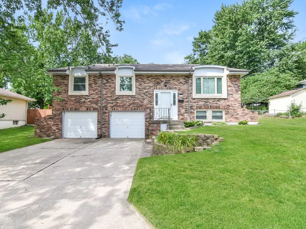 2820 S Linwood Ave, Independence, MO 64055