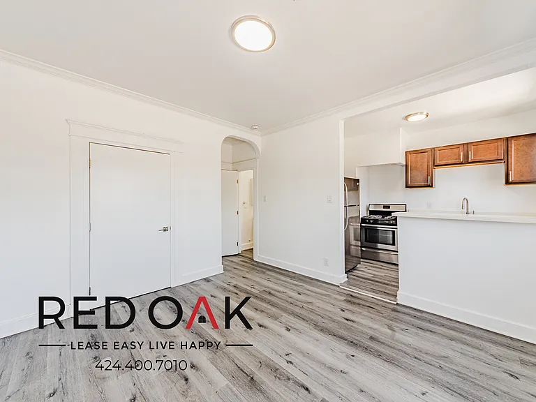 4348 Lockwood Ave #16 — Photo 7