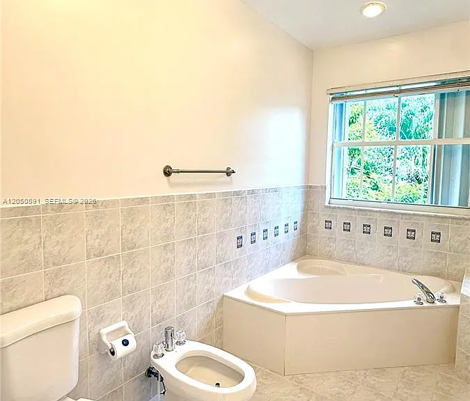 11504 SW 152nd Ct — Photo 22