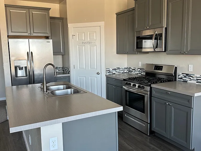 16214 Dietz Way — Photo 10