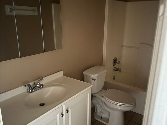 2nd image of 302 E Josephine St #302