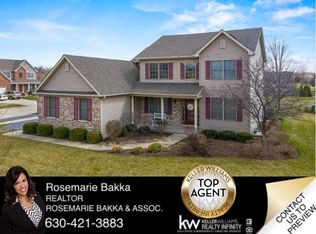 1202 Kate Dr, Yorkville, IL 60560