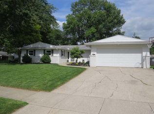 6801 Penmoken Dr, Fort Wayne, IN 46819