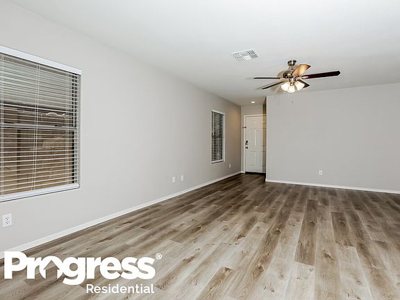 5th image of 40291 W Helen Ct