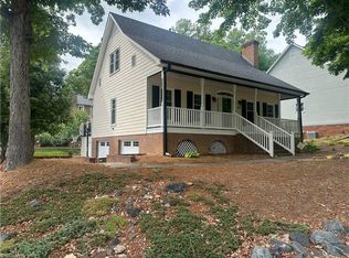 4116 Moss Brook Dr, Winston Salem, NC 27127