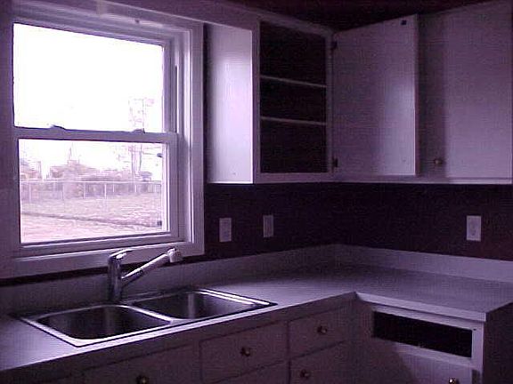 2nd image of 3715 W 76th Pl