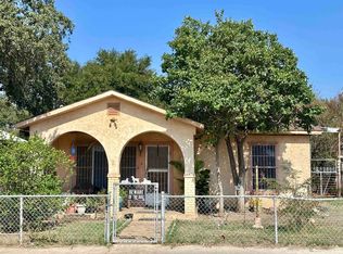 1804 Blair St, Laredo, TX 78040