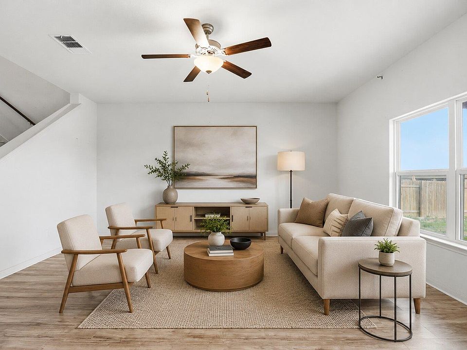 1st image of 300 Hyacinth Way