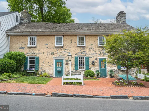 4 W Mechanic St, New Hope, PA 18938