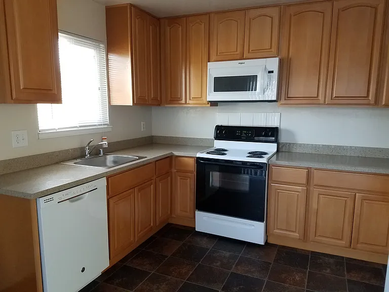 37144 Elm St #12 — Photo 3