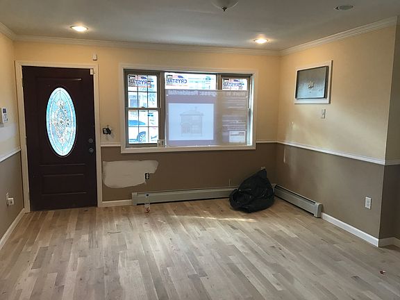 4th image of 12111 Long St