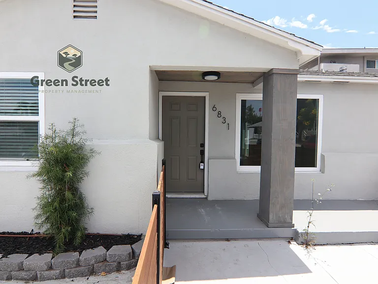 6831 Amherst St — Photo 3